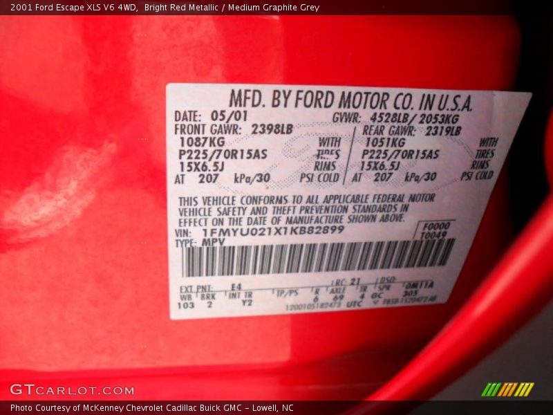 Bright Red Metallic / Medium Graphite Grey 2001 Ford Escape XLS V6 4WD