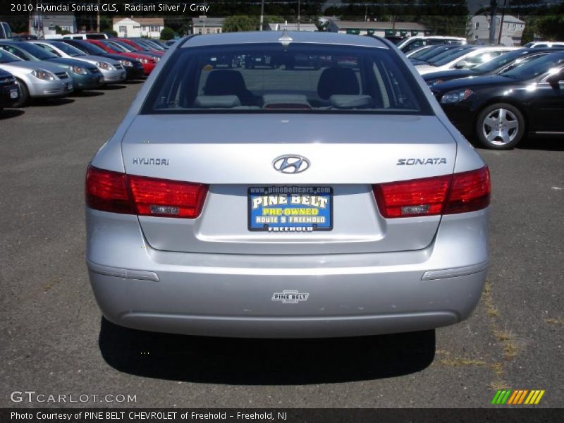 Radiant Silver / Gray 2010 Hyundai Sonata GLS