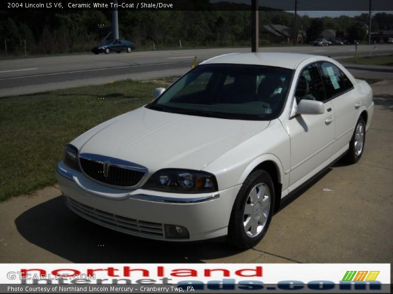 Ceramic White Tri-Coat / Shale/Dove 2004 Lincoln LS V6