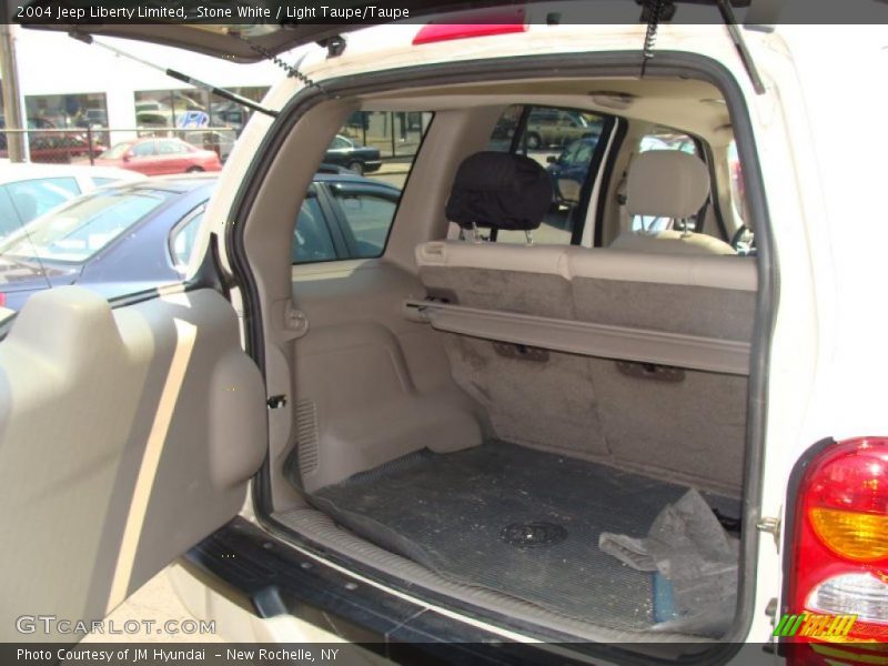 Stone White / Light Taupe/Taupe 2004 Jeep Liberty Limited