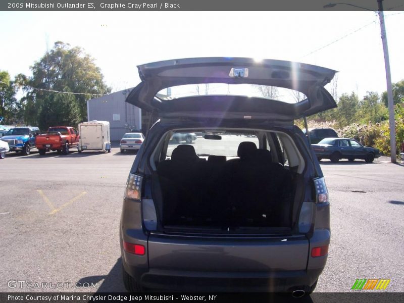 Graphite Gray Pearl / Black 2009 Mitsubishi Outlander ES