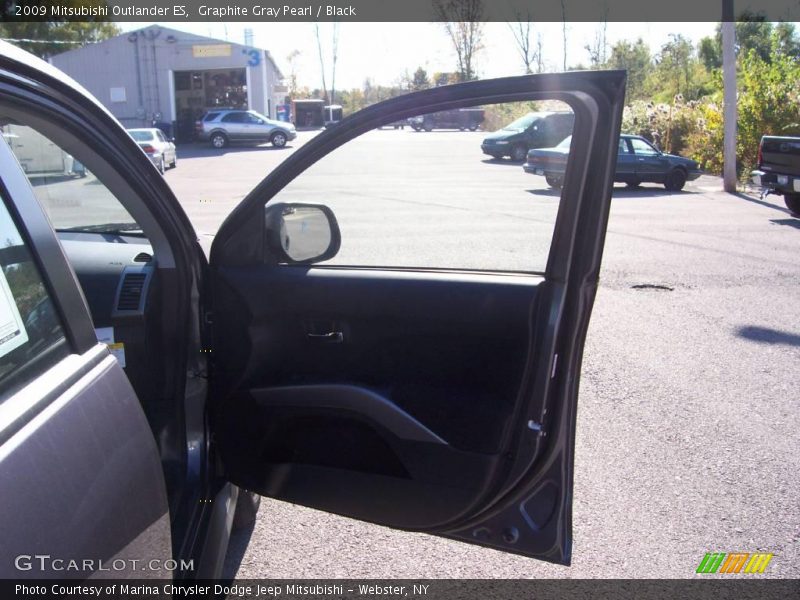 Graphite Gray Pearl / Black 2009 Mitsubishi Outlander ES