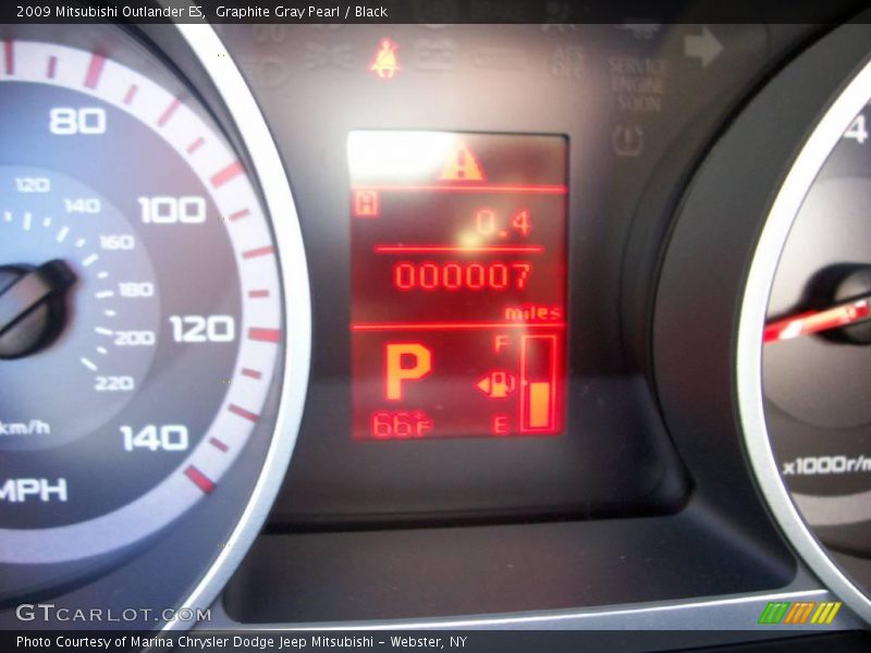 Graphite Gray Pearl / Black 2009 Mitsubishi Outlander ES