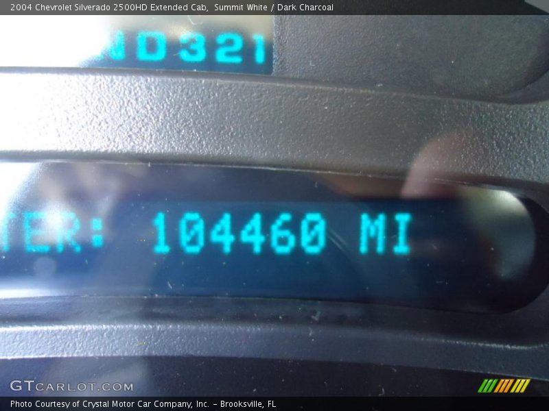 Summit White / Dark Charcoal 2004 Chevrolet Silverado 2500HD Extended Cab