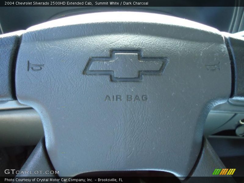 Summit White / Dark Charcoal 2004 Chevrolet Silverado 2500HD Extended Cab