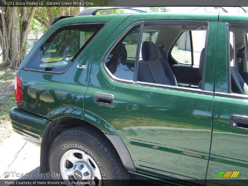 Garden Green Mica / Gray 2001 Isuzu Rodeo LS