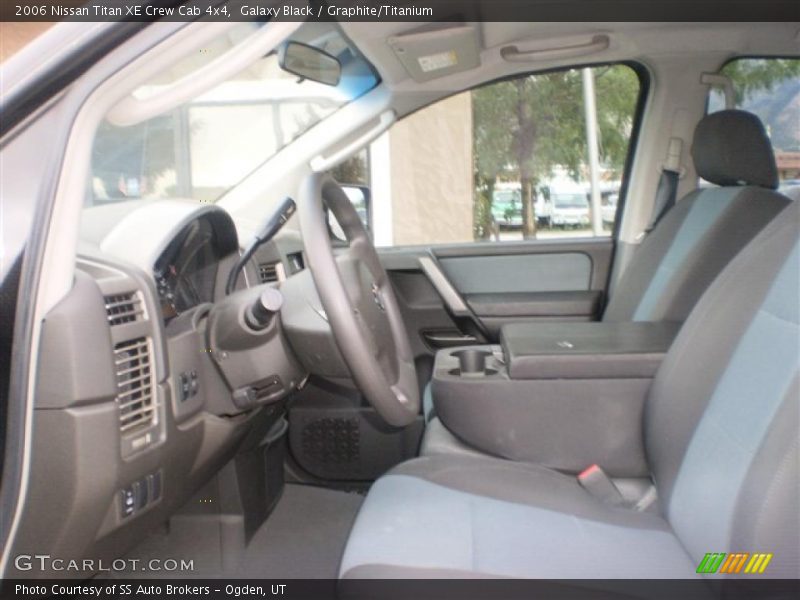 Galaxy Black / Graphite/Titanium 2006 Nissan Titan XE Crew Cab 4x4