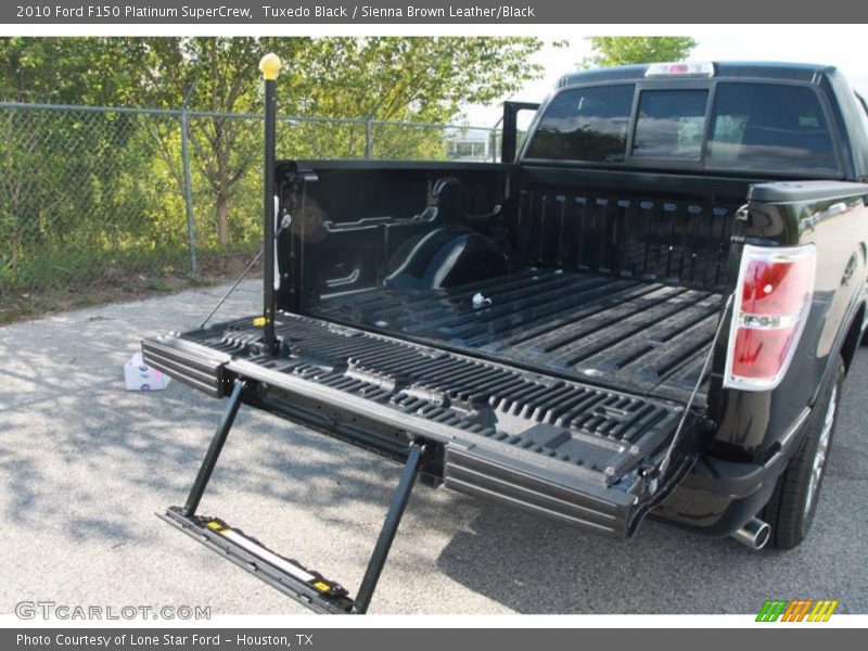 Tuxedo Black / Sienna Brown Leather/Black 2010 Ford F150 Platinum SuperCrew