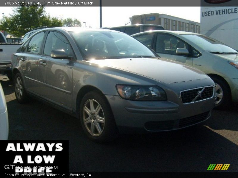 Flint Gray Metallic / Off Black 2006 Volvo S40 2.4i