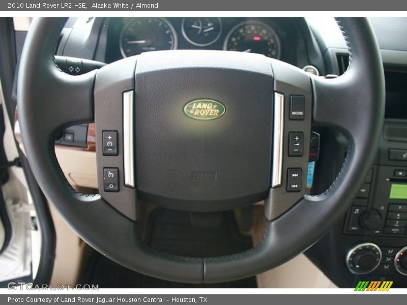 Alaska White / Almond 2010 Land Rover LR2 HSE