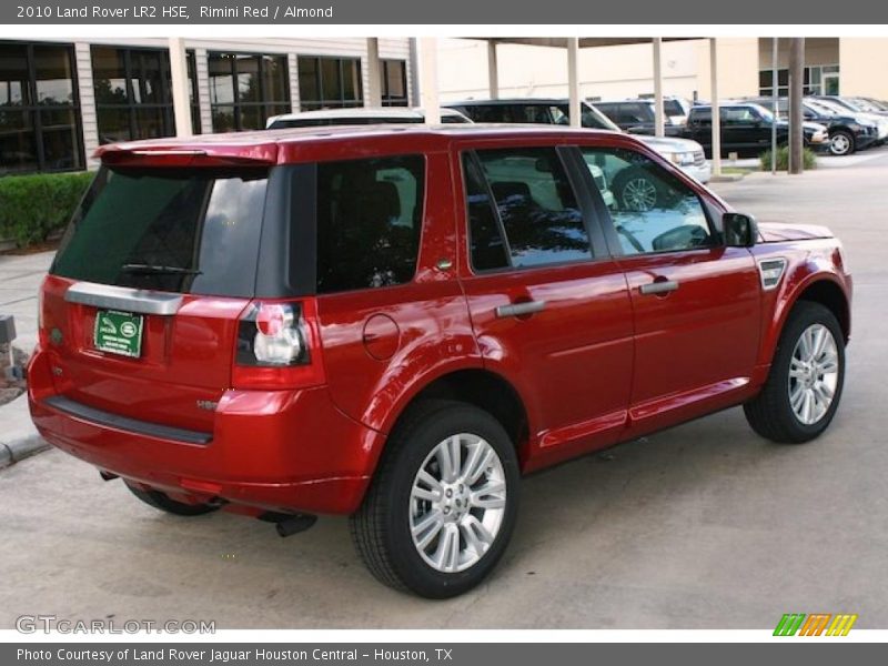 Rimini Red / Almond 2010 Land Rover LR2 HSE