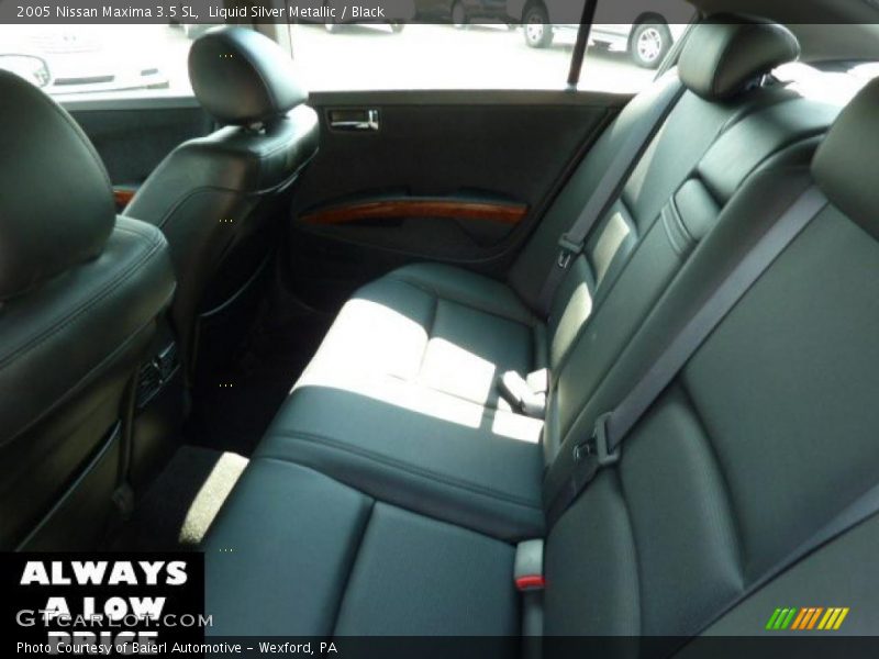 Liquid Silver Metallic / Black 2005 Nissan Maxima 3.5 SL