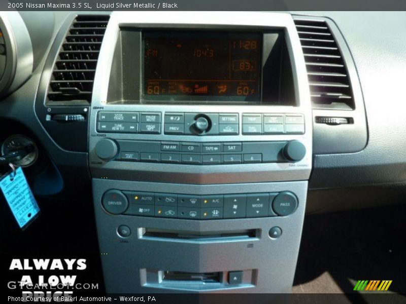 Liquid Silver Metallic / Black 2005 Nissan Maxima 3.5 SL