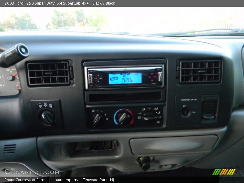 Black / Black 2003 Ford F250 Super Duty FX4 SuperCab 4x4