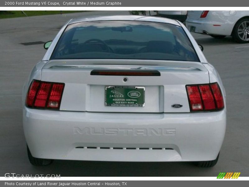 Crystal White / Medium Graphite 2000 Ford Mustang V6 Coupe