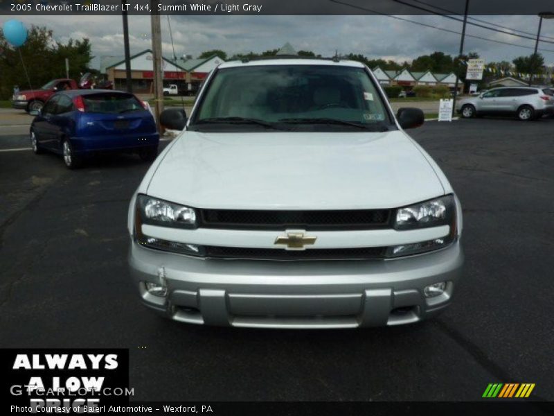 Summit White / Light Gray 2005 Chevrolet TrailBlazer LT 4x4