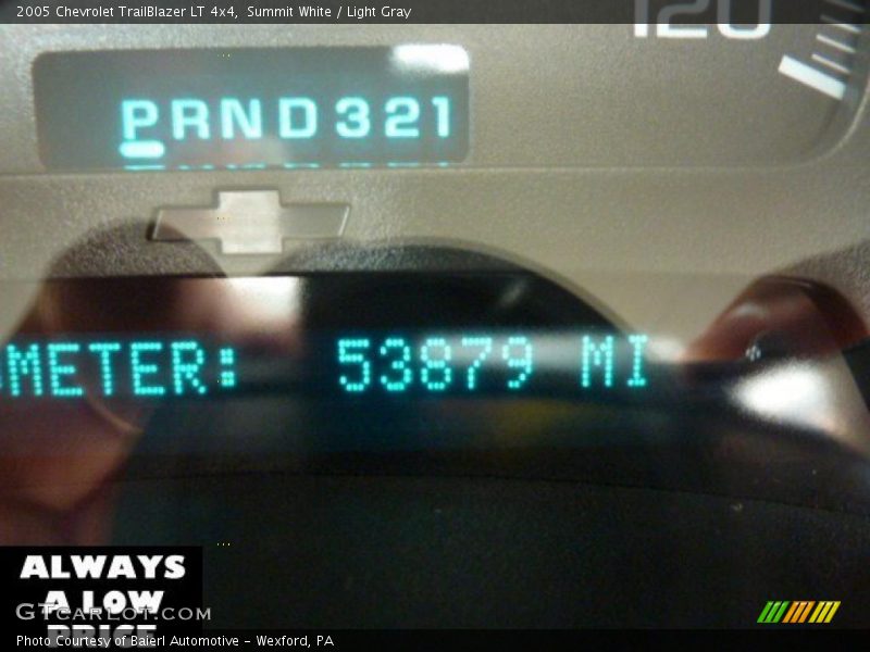 Summit White / Light Gray 2005 Chevrolet TrailBlazer LT 4x4