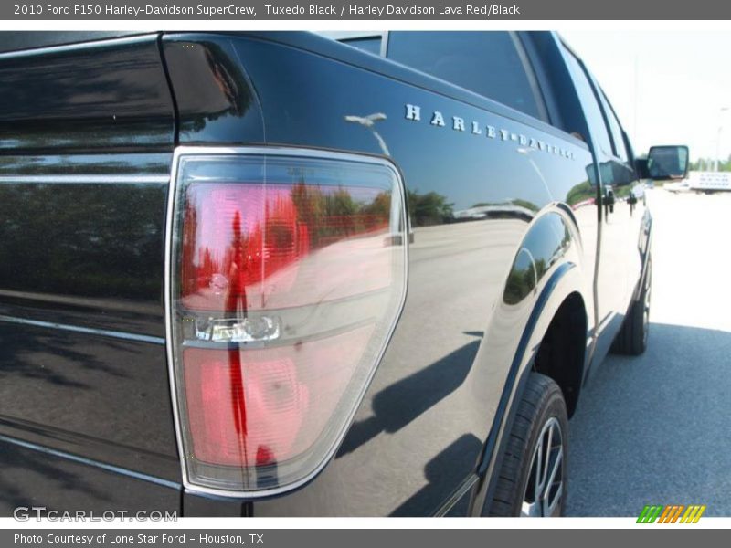 Tuxedo Black / Harley Davidson Lava Red/Black 2010 Ford F150 Harley-Davidson SuperCrew