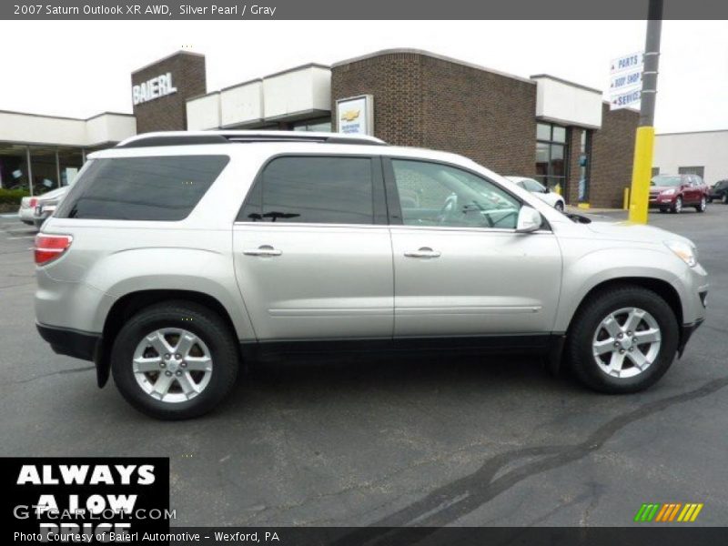 Silver Pearl / Gray 2007 Saturn Outlook XR AWD