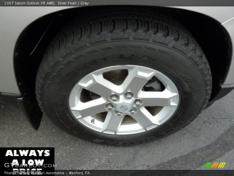 Silver Pearl / Gray 2007 Saturn Outlook XR AWD