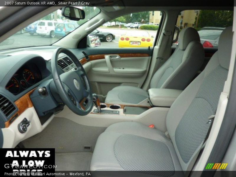 Silver Pearl / Gray 2007 Saturn Outlook XR AWD