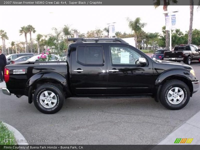 Super Black / Graphite 2007 Nissan Frontier NISMO Crew Cab 4x4