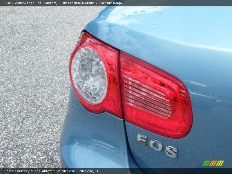 Eismeer Blue Metallic / Cornsilk Beige 2009 Volkswagen Eos Komfort