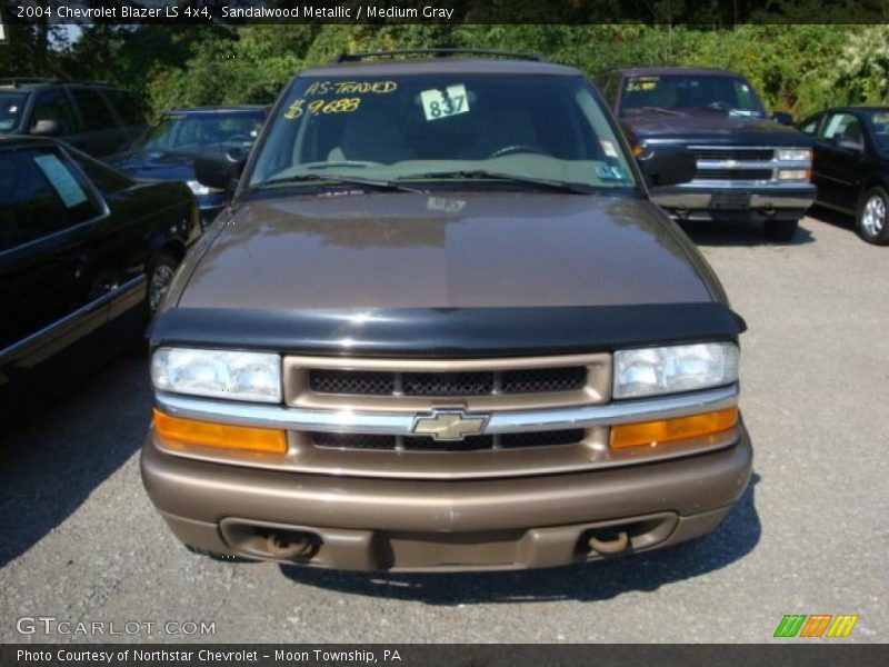 Sandalwood Metallic / Medium Gray 2004 Chevrolet Blazer LS 4x4