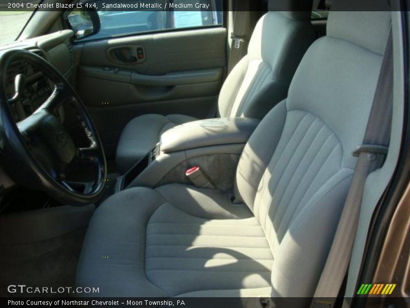 Sandalwood Metallic / Medium Gray 2004 Chevrolet Blazer LS 4x4