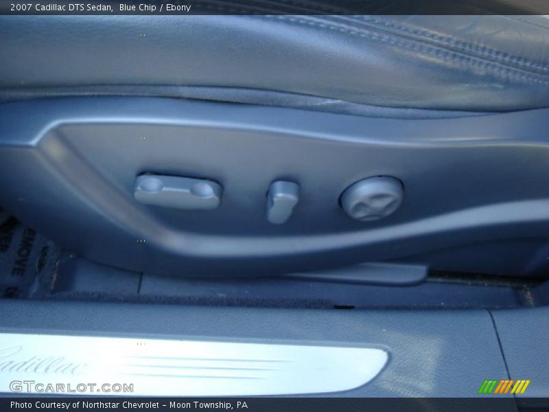 Blue Chip / Ebony 2007 Cadillac DTS Sedan