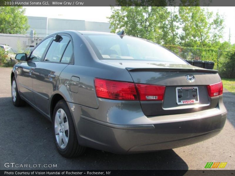 Willow Gray / Gray 2010 Hyundai Sonata GLS