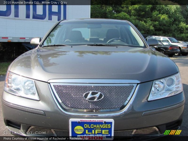 Willow Gray / Gray 2010 Hyundai Sonata GLS