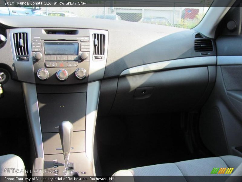 Willow Gray / Gray 2010 Hyundai Sonata GLS