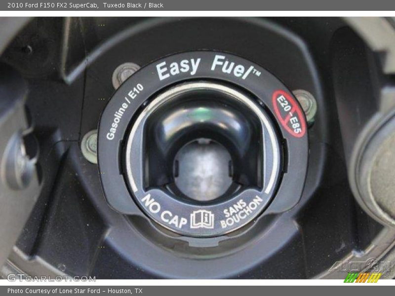 Tuxedo Black / Black 2010 Ford F150 FX2 SuperCab