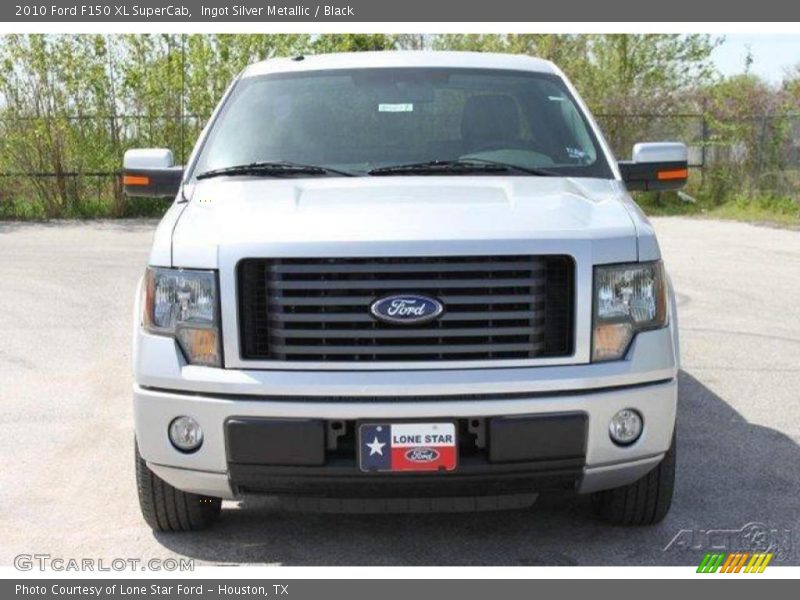 Ingot Silver Metallic / Black 2010 Ford F150 XL SuperCab
