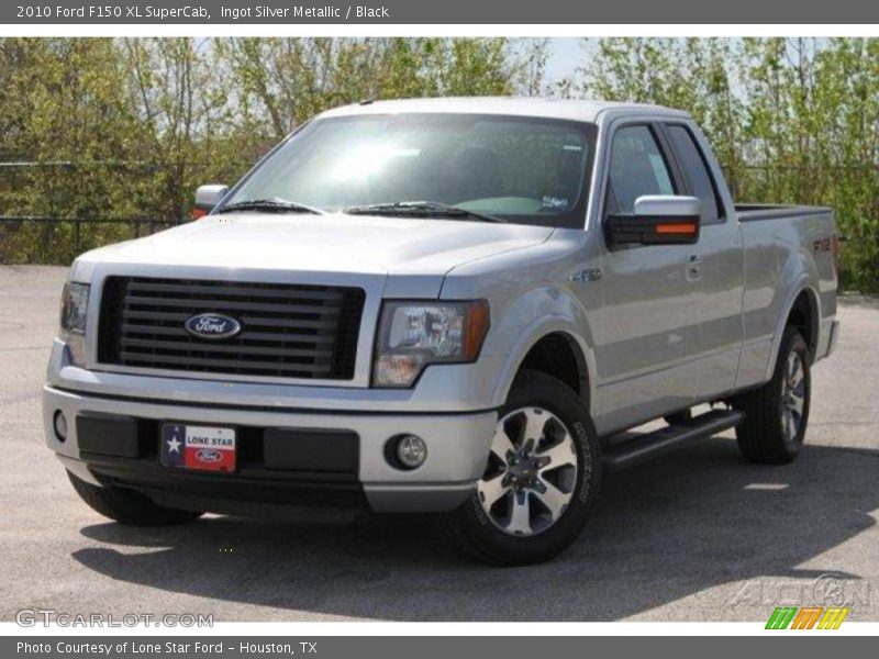 Ingot Silver Metallic / Black 2010 Ford F150 XL SuperCab