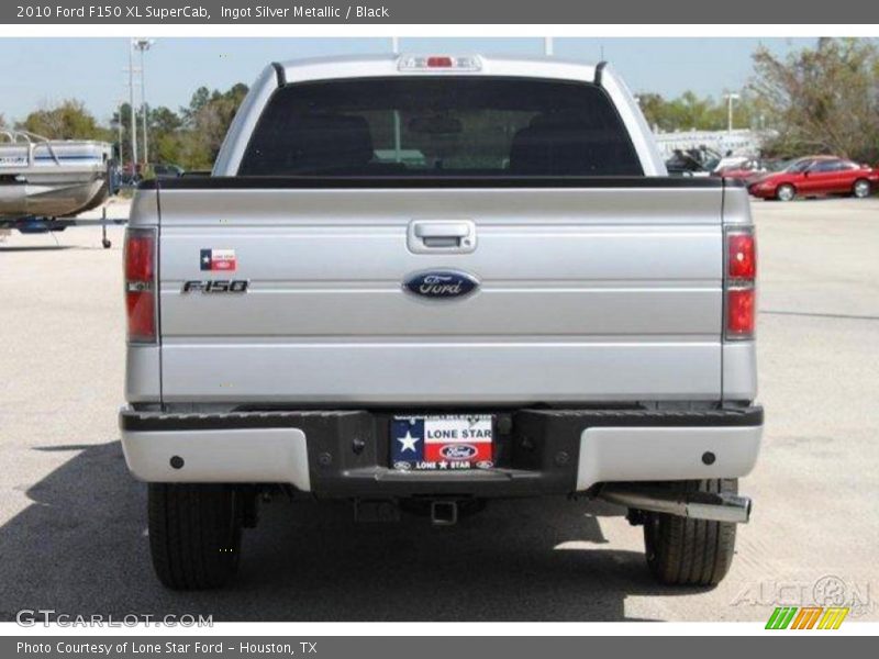 Ingot Silver Metallic / Black 2010 Ford F150 XL SuperCab