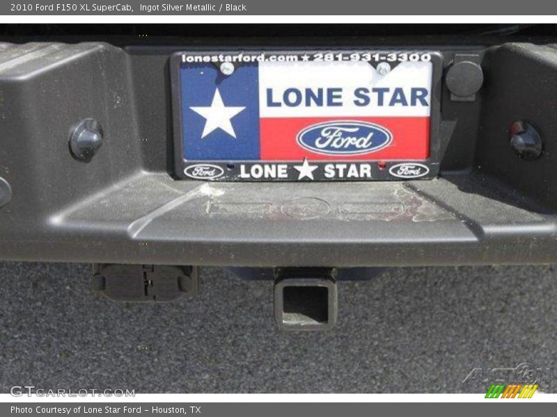 Ingot Silver Metallic / Black 2010 Ford F150 XL SuperCab