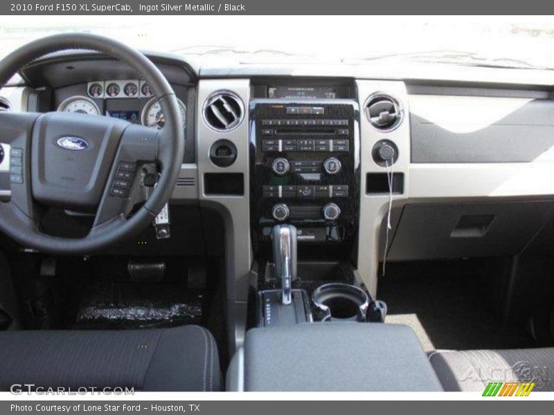 Ingot Silver Metallic / Black 2010 Ford F150 XL SuperCab