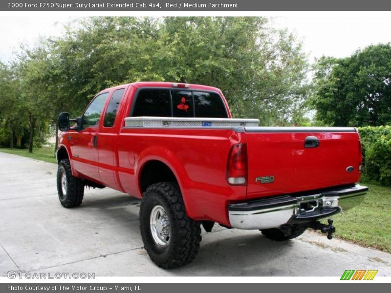 Red / Medium Parchment 2000 Ford F250 Super Duty Lariat Extended Cab 4x4