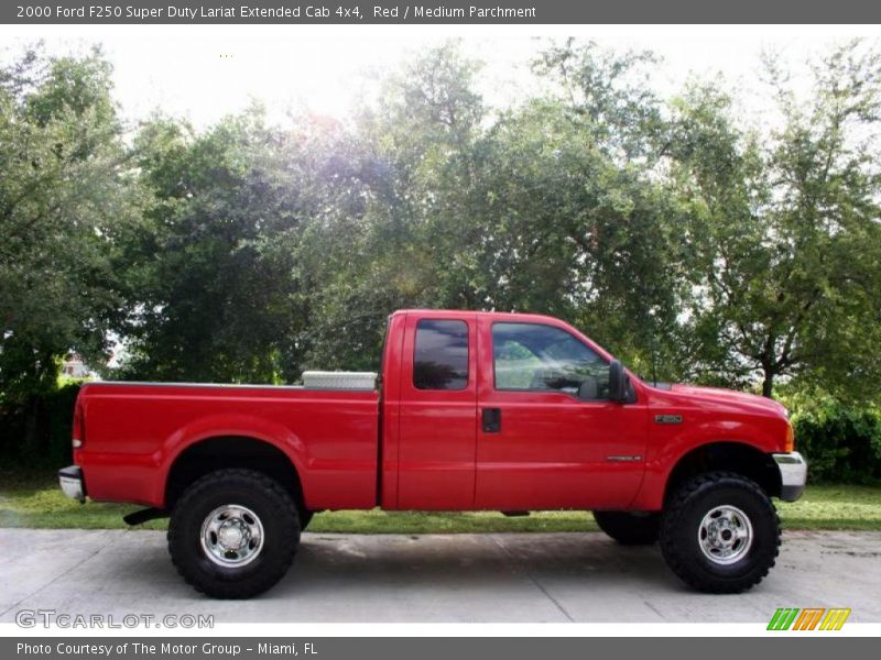 Red / Medium Parchment 2000 Ford F250 Super Duty Lariat Extended Cab 4x4