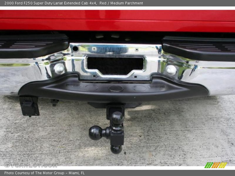 Red / Medium Parchment 2000 Ford F250 Super Duty Lariat Extended Cab 4x4