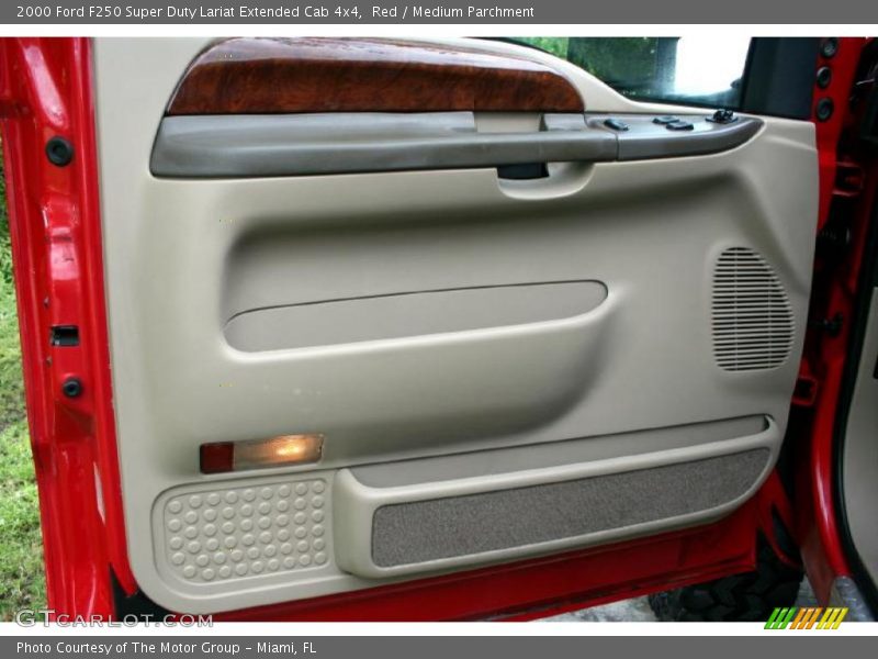 Red / Medium Parchment 2000 Ford F250 Super Duty Lariat Extended Cab 4x4