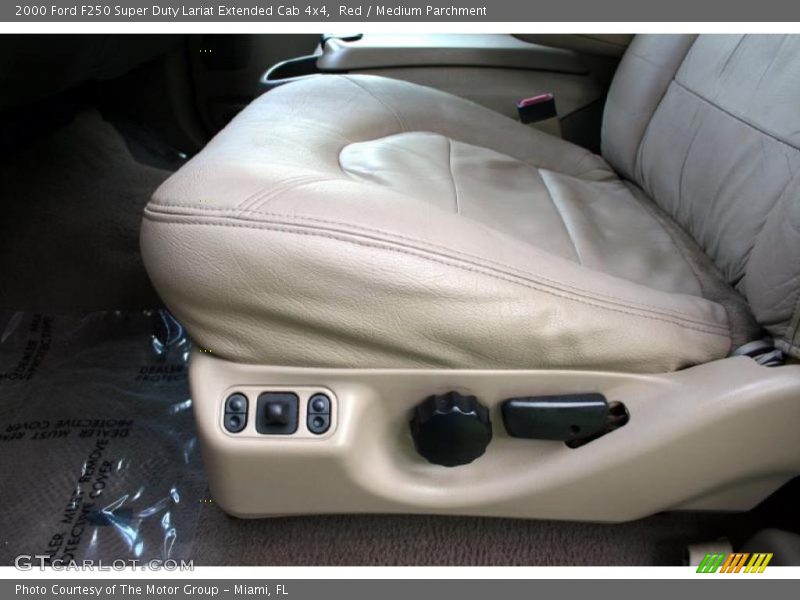 Red / Medium Parchment 2000 Ford F250 Super Duty Lariat Extended Cab 4x4