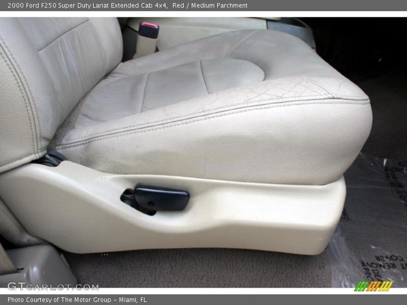 Red / Medium Parchment 2000 Ford F250 Super Duty Lariat Extended Cab 4x4