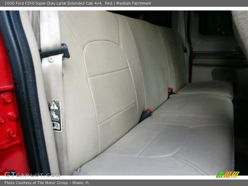 Red / Medium Parchment 2000 Ford F250 Super Duty Lariat Extended Cab 4x4