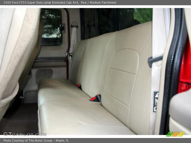 Red / Medium Parchment 2000 Ford F250 Super Duty Lariat Extended Cab 4x4