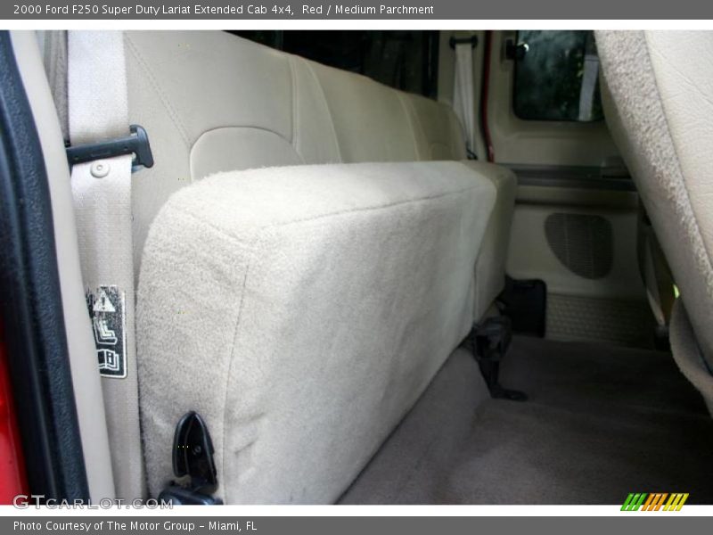 Red / Medium Parchment 2000 Ford F250 Super Duty Lariat Extended Cab 4x4