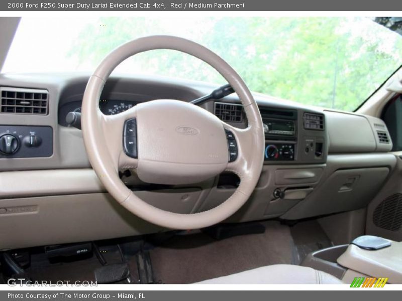 Red / Medium Parchment 2000 Ford F250 Super Duty Lariat Extended Cab 4x4