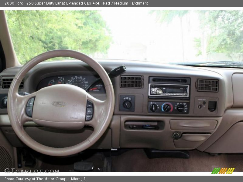 Red / Medium Parchment 2000 Ford F250 Super Duty Lariat Extended Cab 4x4
